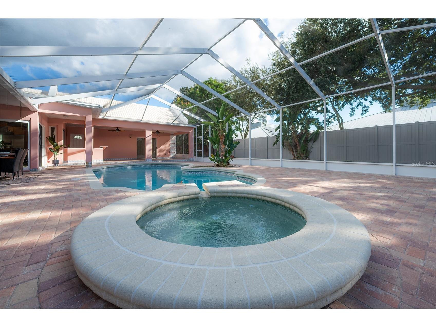 2908 Whittington Place Tampa FL 33618 TB8463409 image22