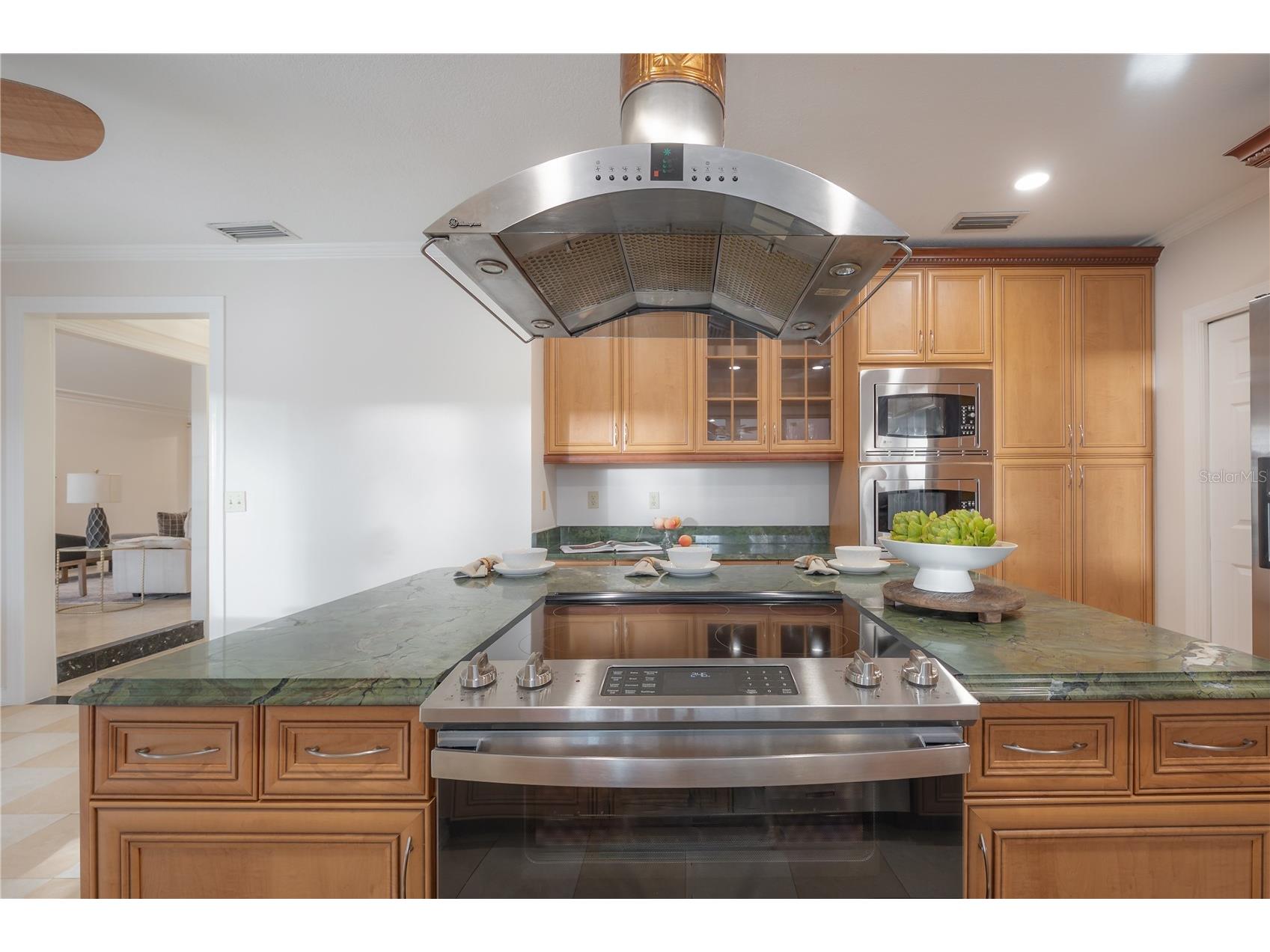 2908 Whittington Place Tampa FL 33618 TB8463409 image36