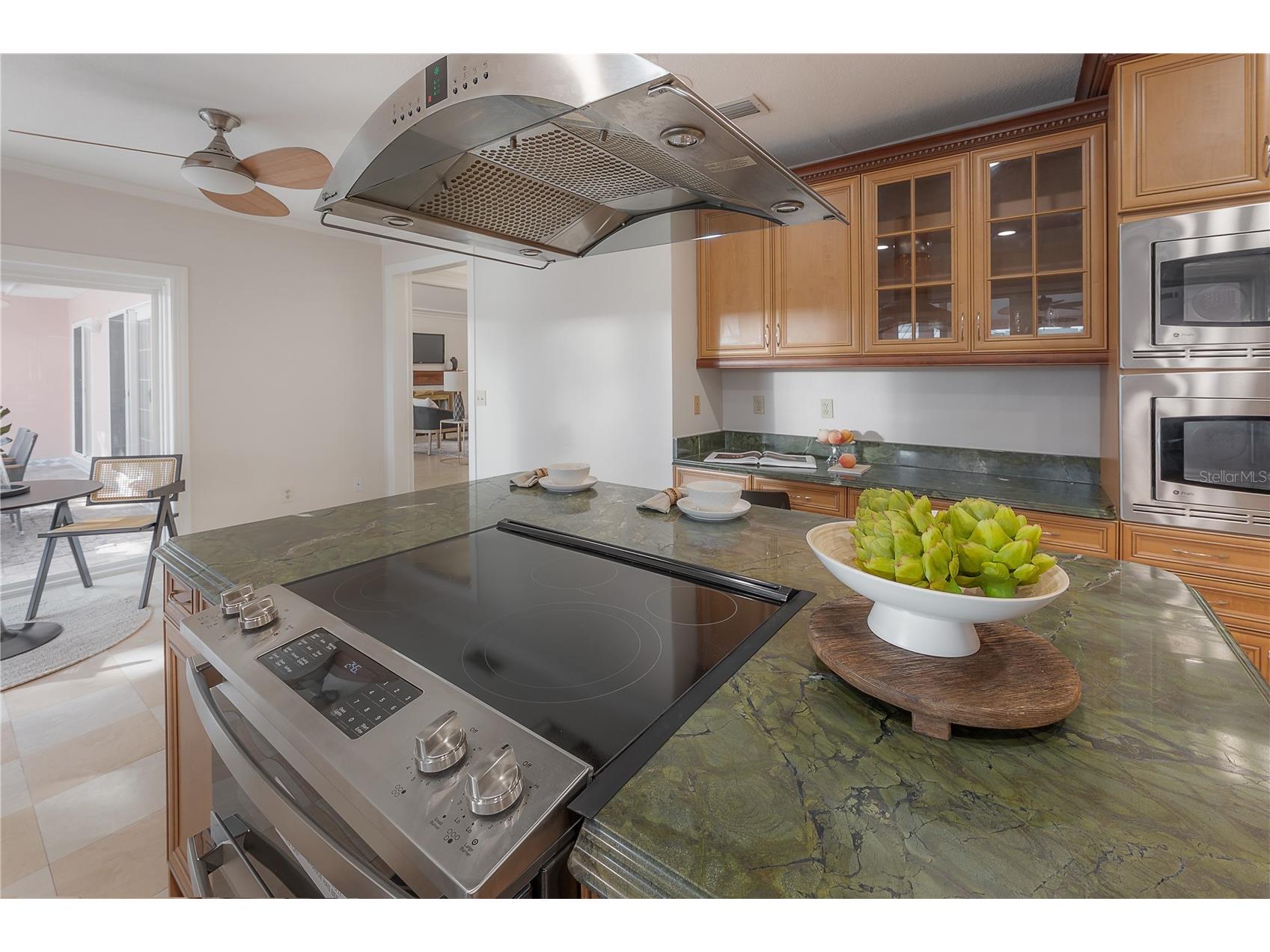 2908 Whittington Place Tampa FL 33618 TB8463409 image37