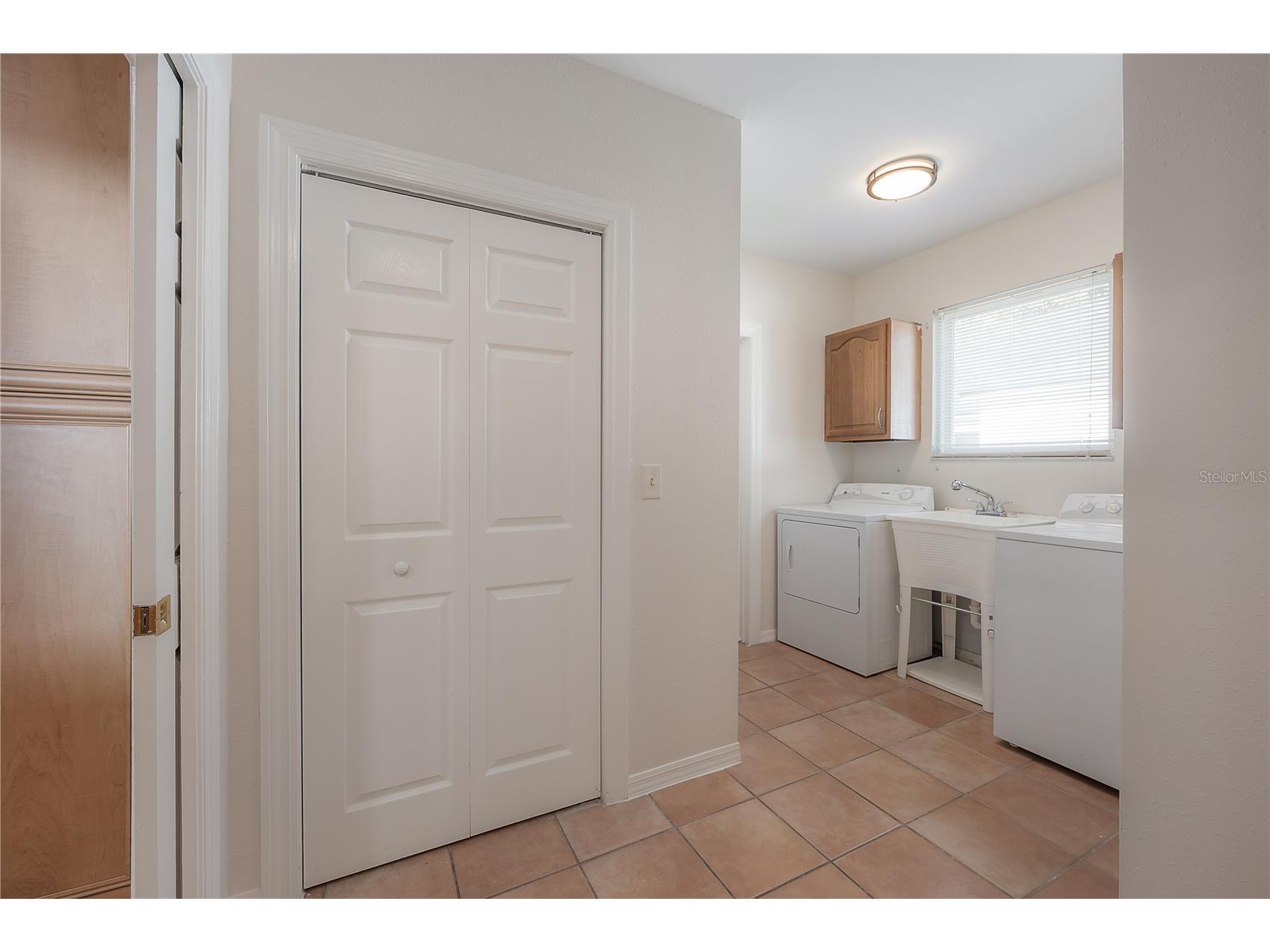 2908 Whittington Place Tampa FL 33618 TB8463409 image56