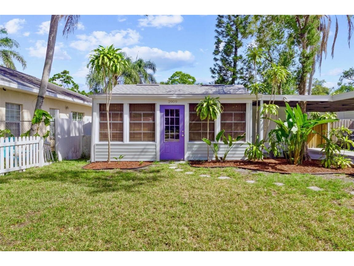 2909 60th Avenue N Saint Petersburg FL 33714 TB8374484 image1