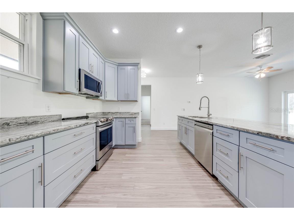 2909 Annalee Road Saint Cloud FL 34771 - ALLIGATOR CHAIN S5136822 image16