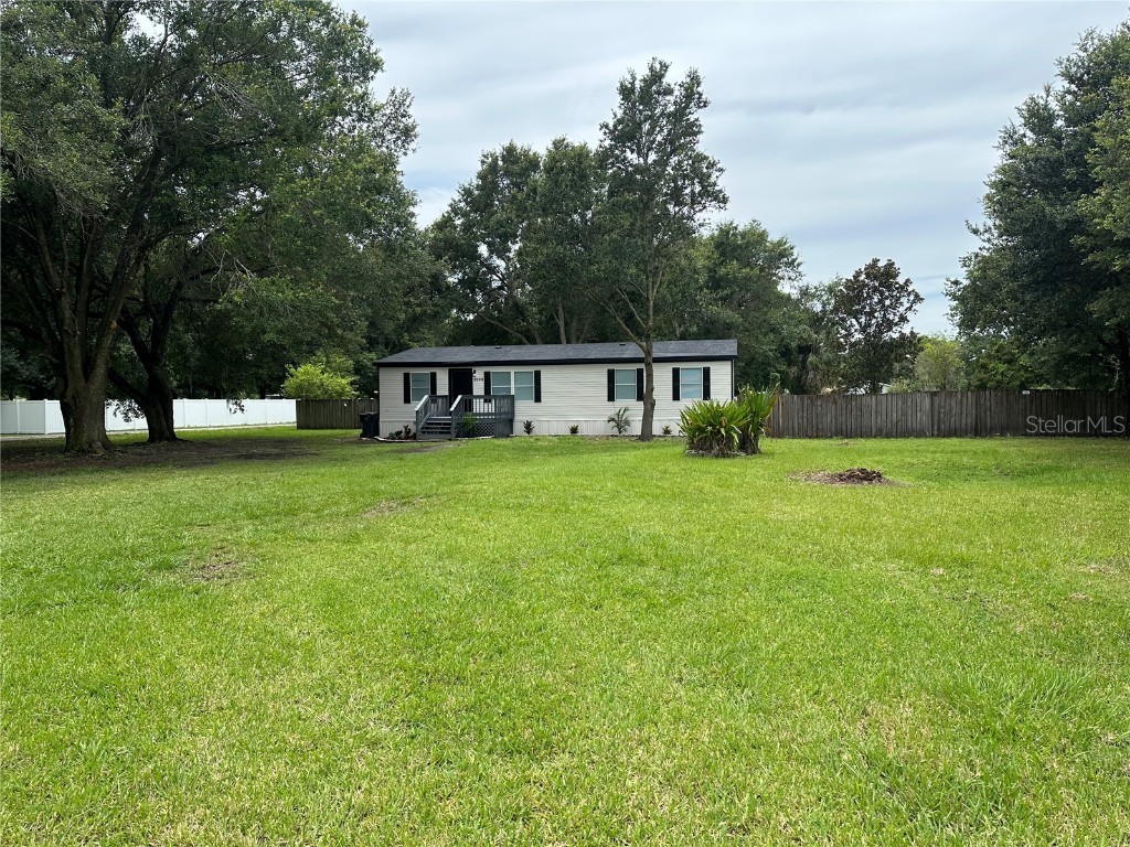 2909 Clemons Road Plant City FL 33566 T3460442 image1