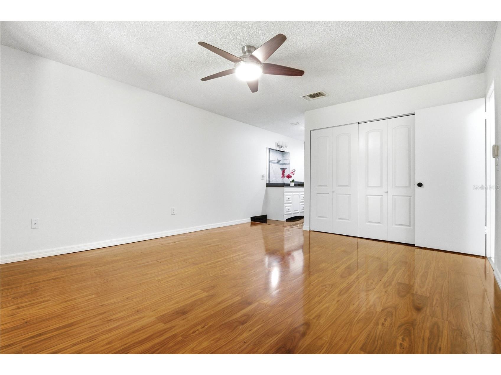 2909 Fig Court Palm Harbor FL 34684 TB8506291 image21
