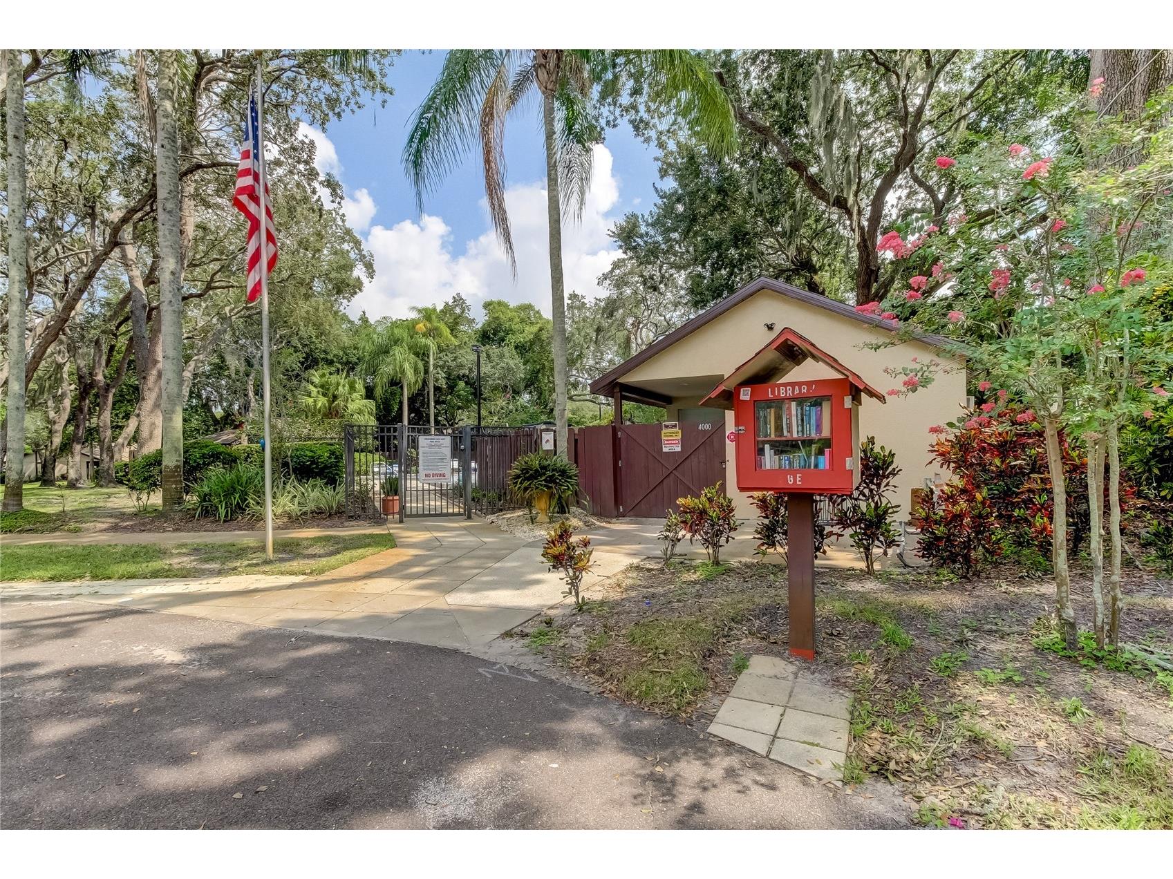 2909 Fig Court Palm Harbor FL 34684 TB8506291 image40