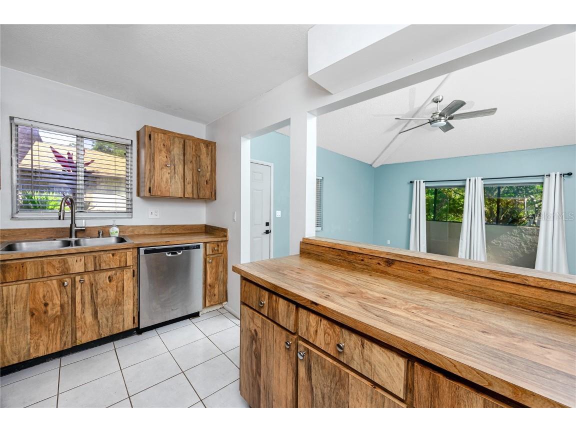 2909 Lichen Lane #A Clearwater FL 33760 TB8450322 image18