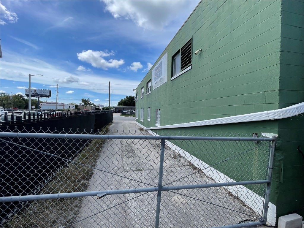 2909 Old Winter Garden Road Orlando FL 32805 NS1085886 image2