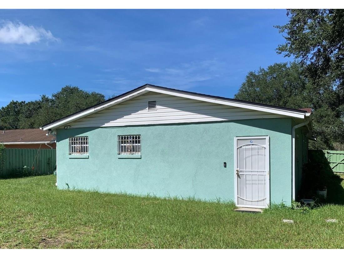 2909 Ravenall Avenue #B Orlando FL 32811 O6192974 image1