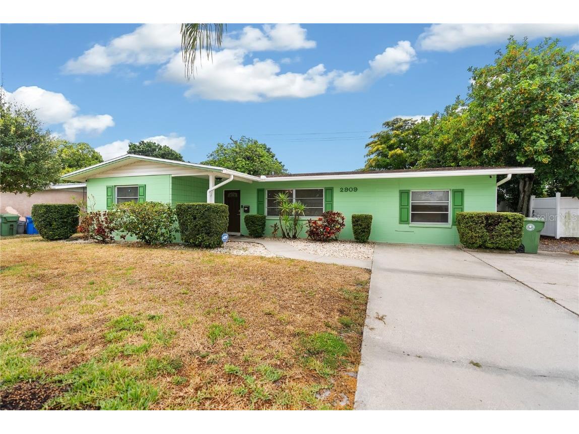 2909 Southern Parkway W Bradenton FL 34205 A4599633 image1