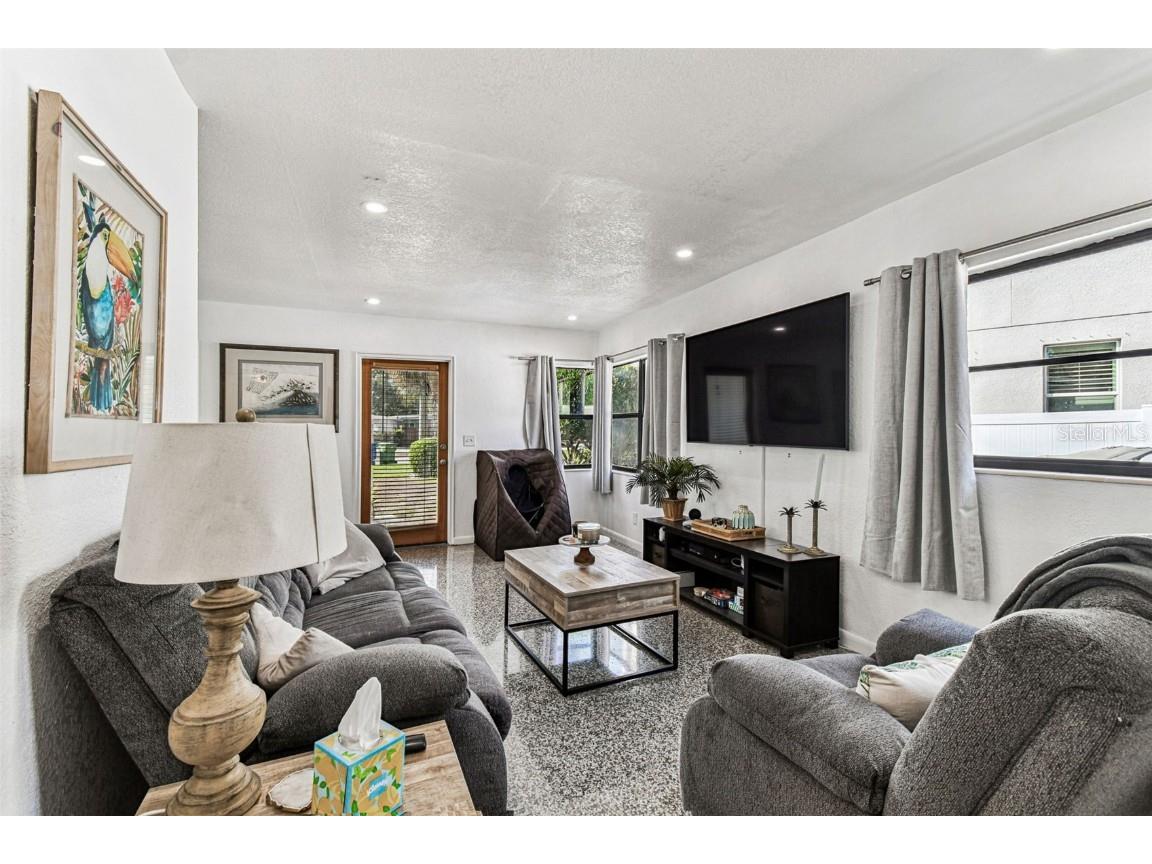 2909 W Elrod Avenue Tampa FL 33611 TB8449723 image11