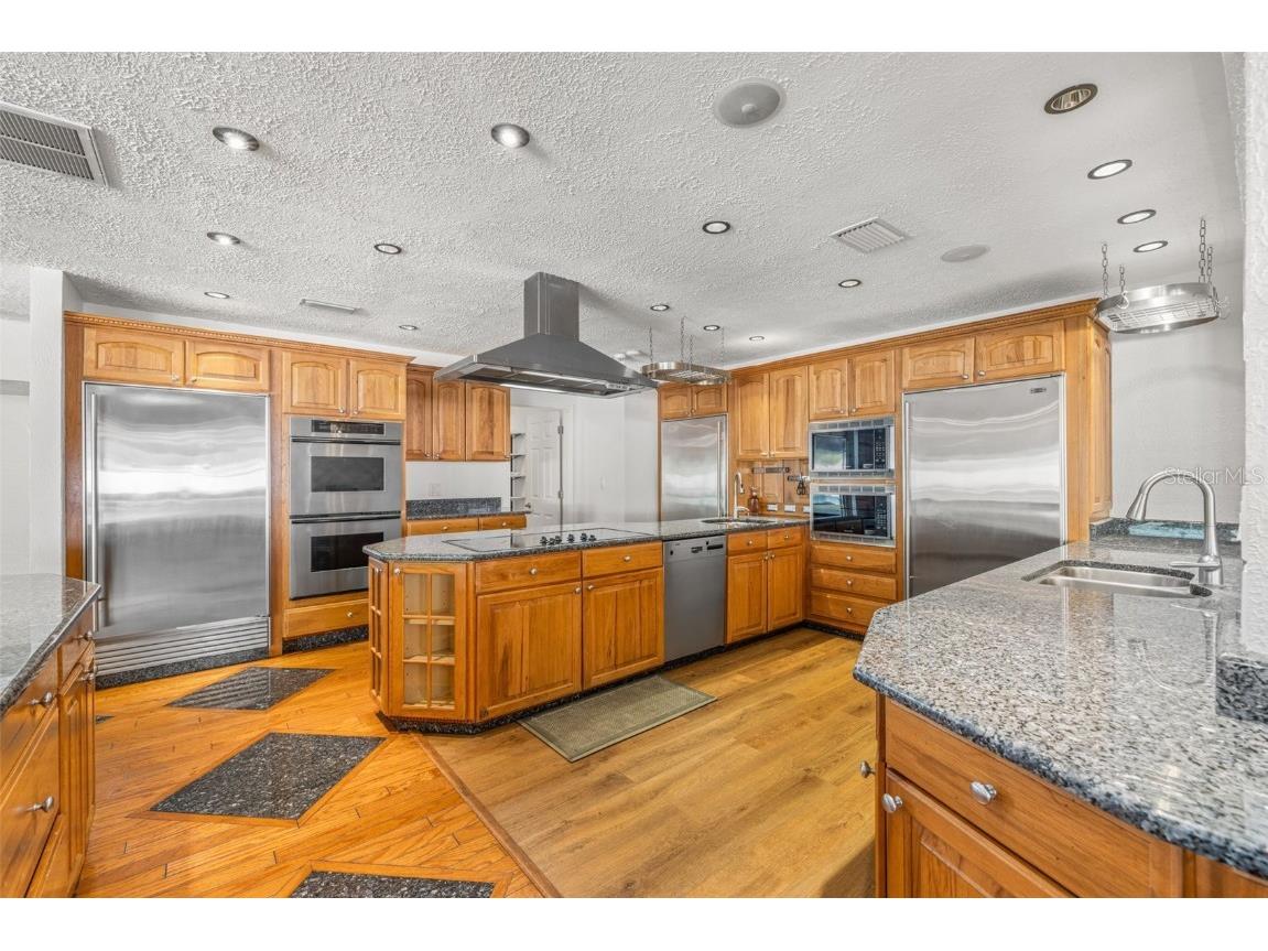 291 2nd Street W Tierra Verde FL 33715 TB8412045 image10