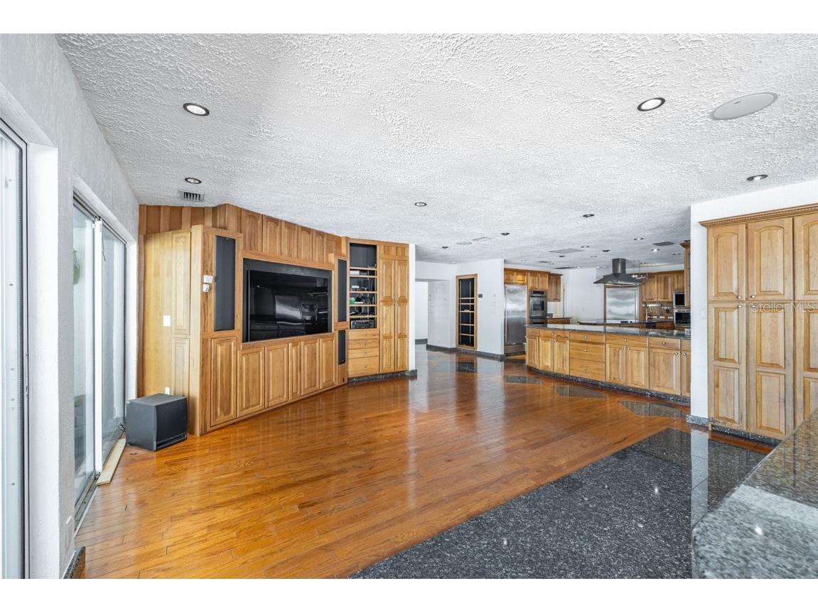 291 2nd Street W Tierra Verde FL 33715 TB8412045 image21