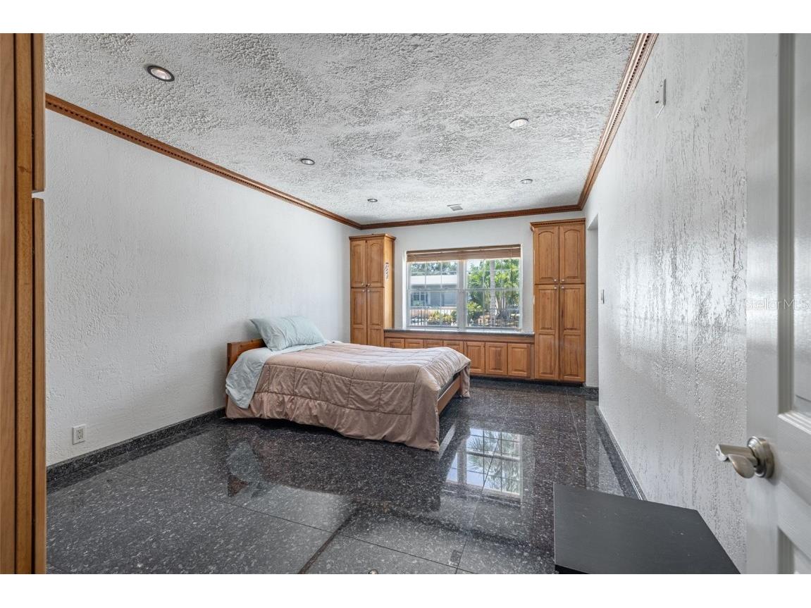 291 2nd Street W Tierra Verde FL 33715 TB8412045 image29