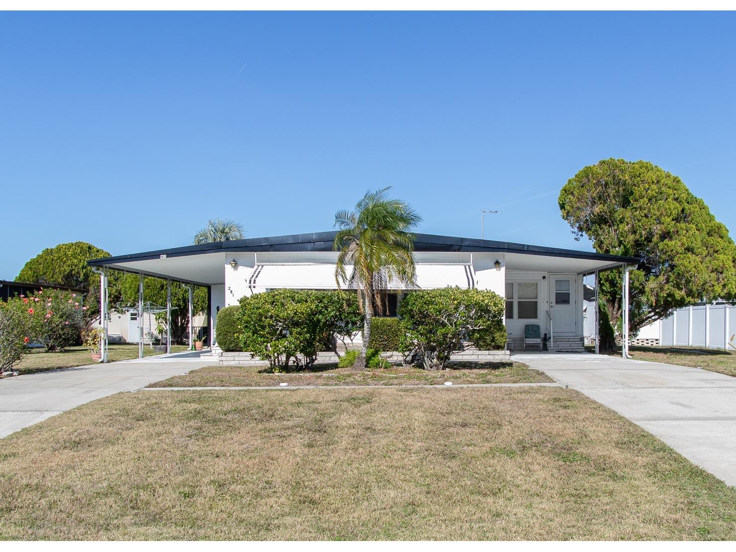 291 Lake Tarpon Drive Palm Harbor FL 34684 TB8460996 image1