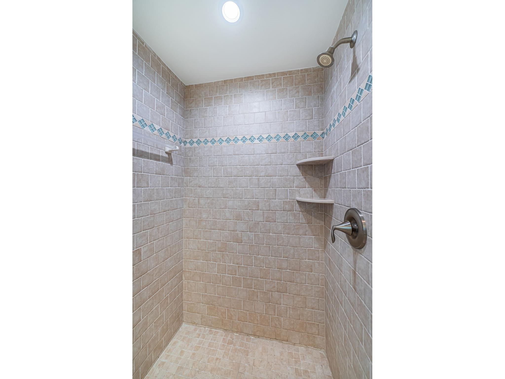 2910 Alton Drive Saint Pete Beach FL 33706 - PASS A GRILLE BACK CHANNEL TB8467693 image41