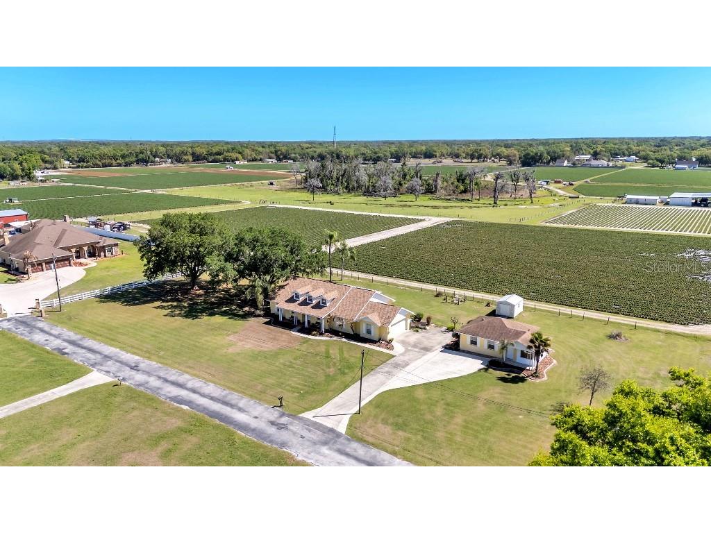 2910 Appling Woods Place Plant City FL 33565 TB8491327 image1