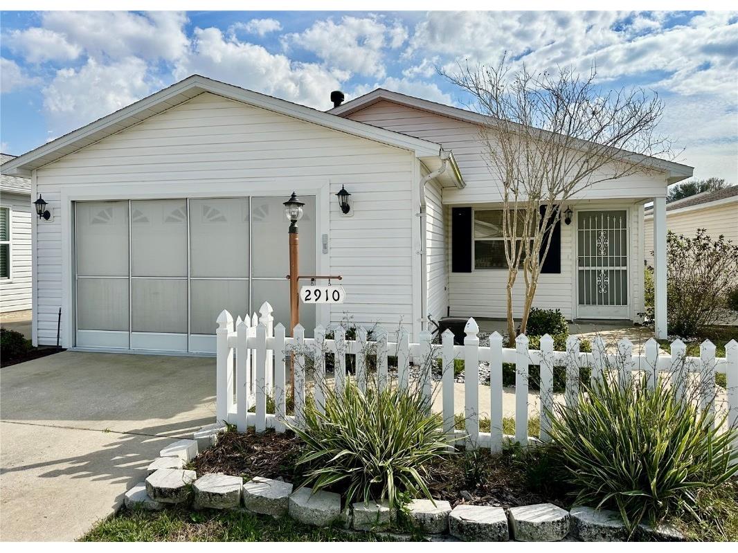 2910 Barboza Drive The Villages FL 32162 G5093552 image1