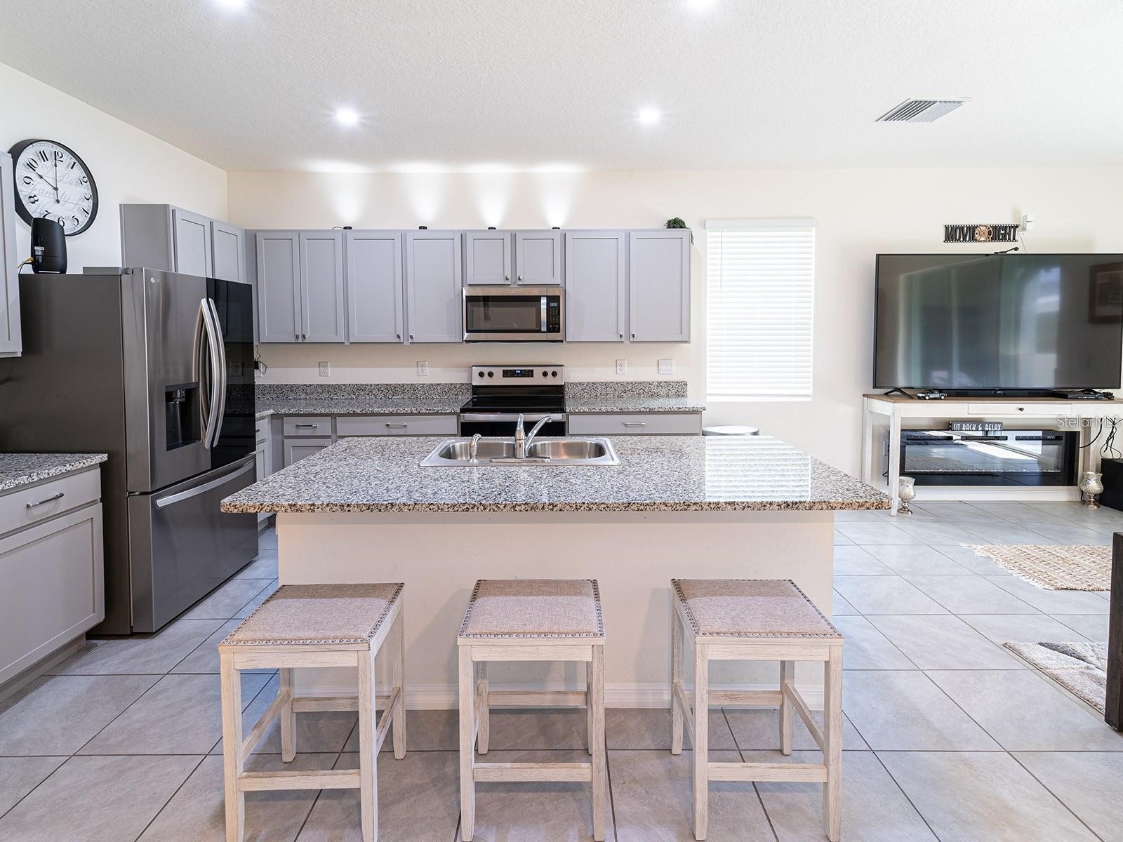 2910 Boxwood Grove Row Wesley Chapel FL 33543 TB8467395 image5