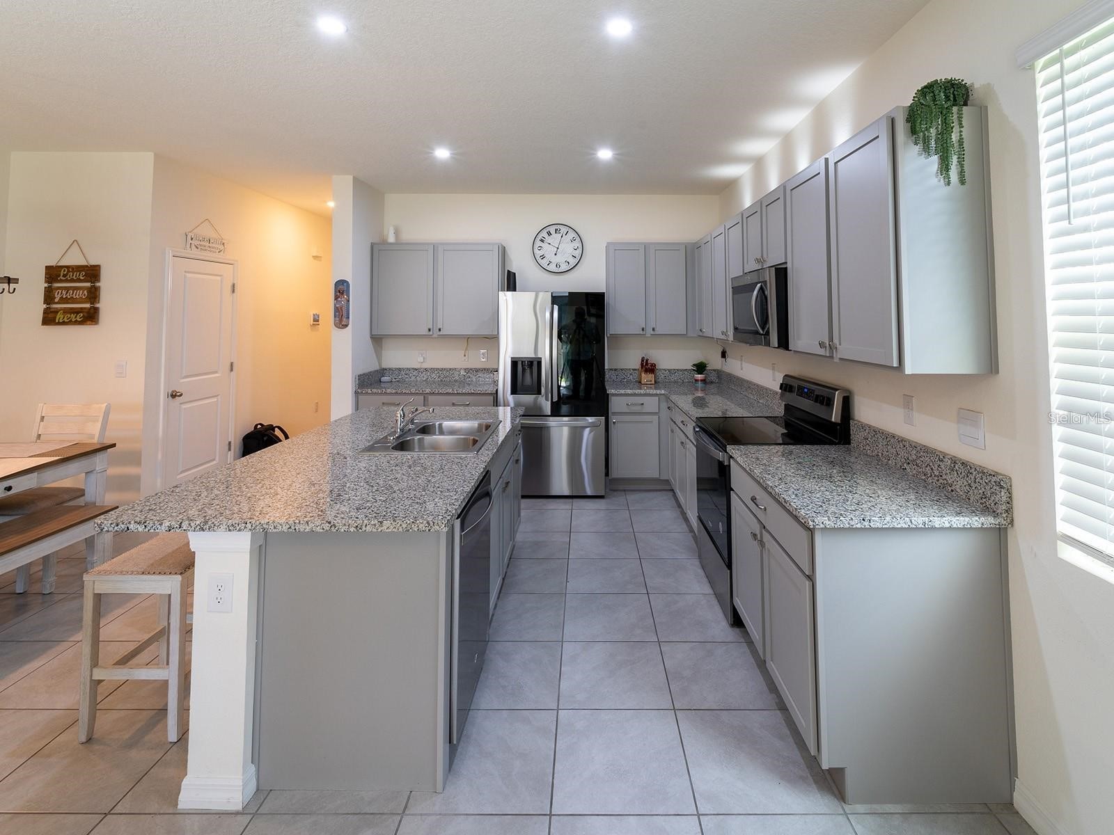 2910 Boxwood Grove Row Wesley Chapel FL 33543 TB8467395 image6