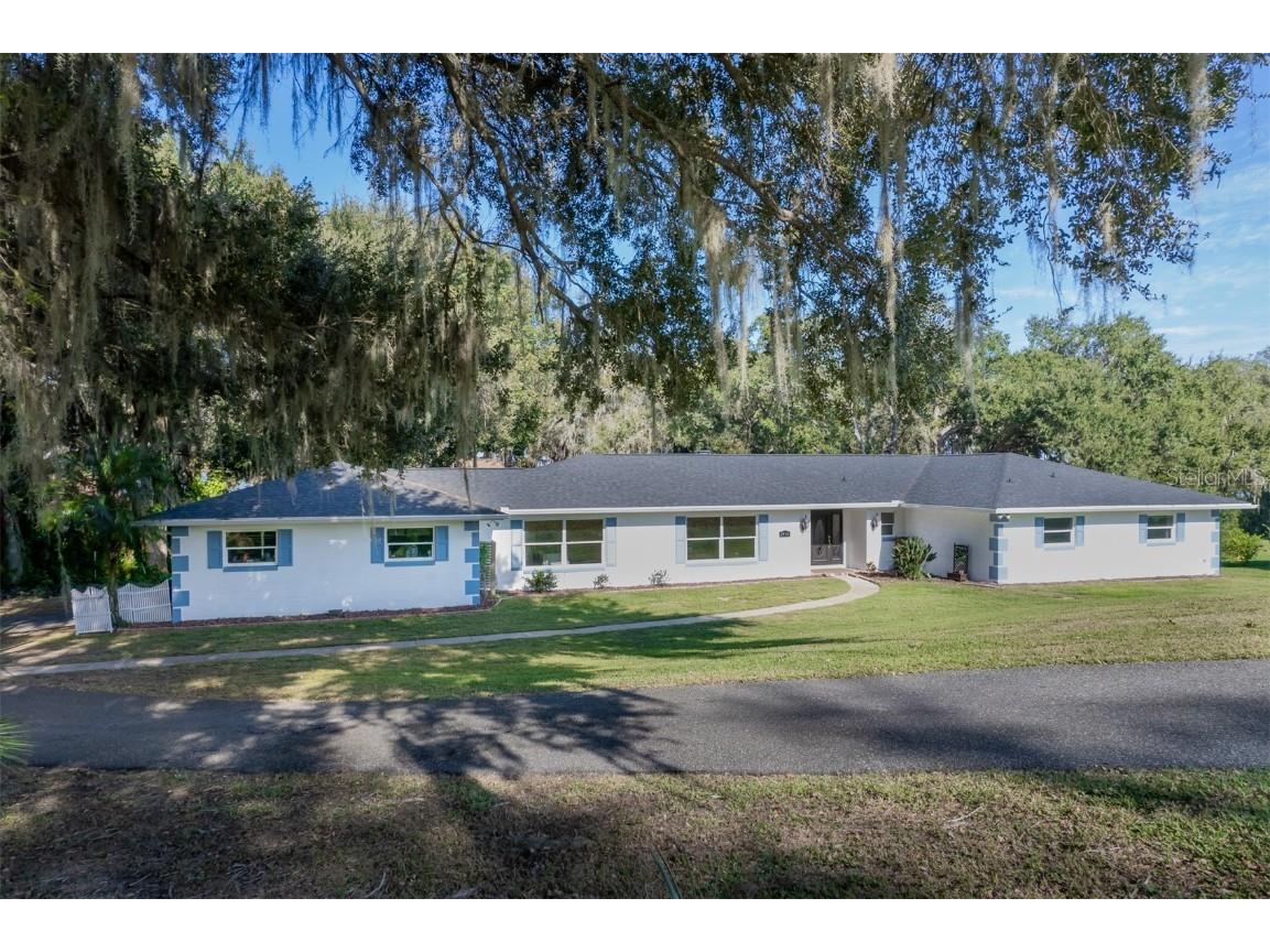 2910 Cocovia Way Leesburg FL 34748 - LAKE HARRIS G5062700 image1