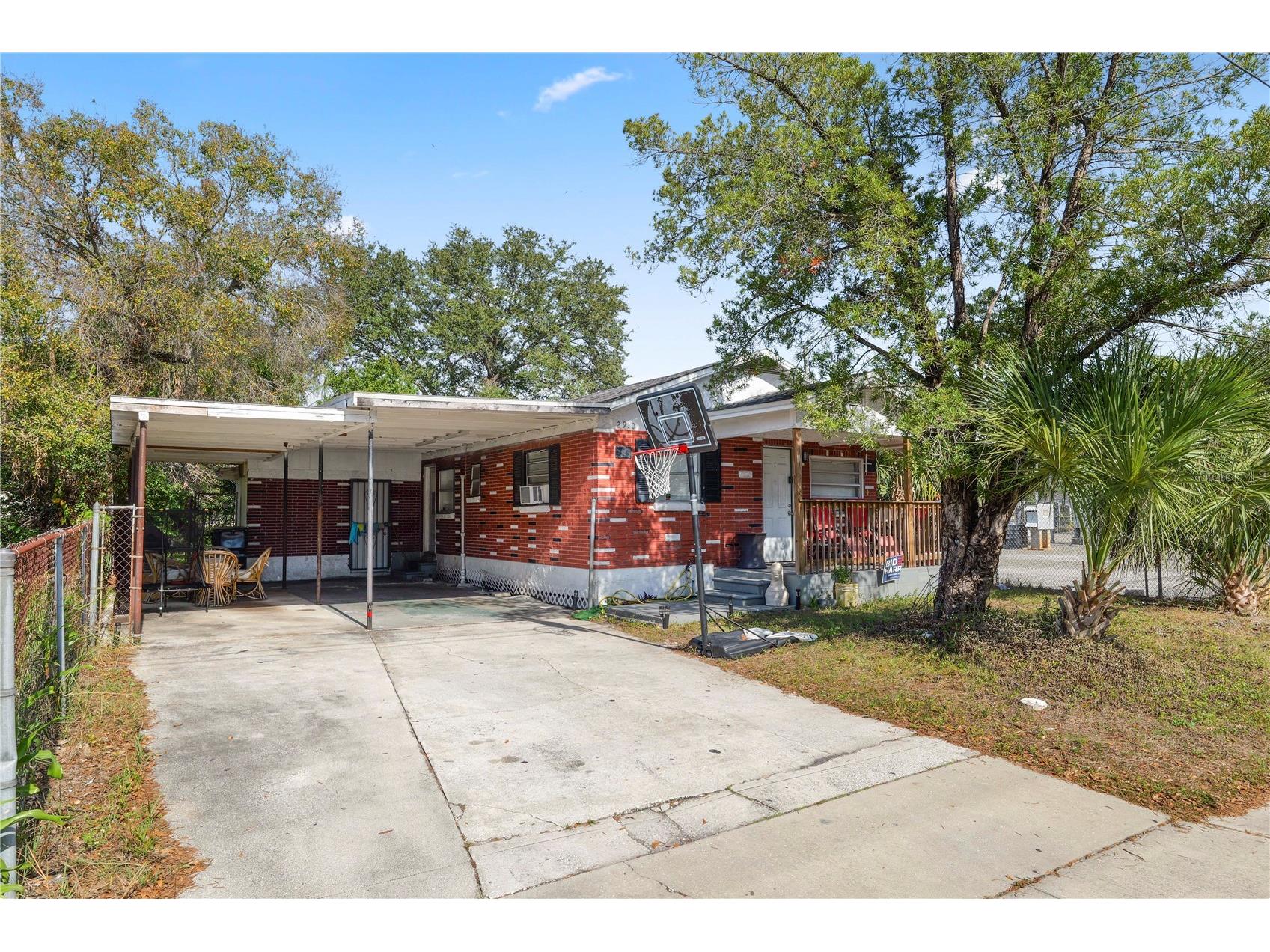 2910 E Emma Street Tampa FL 33610 L4958573 image1