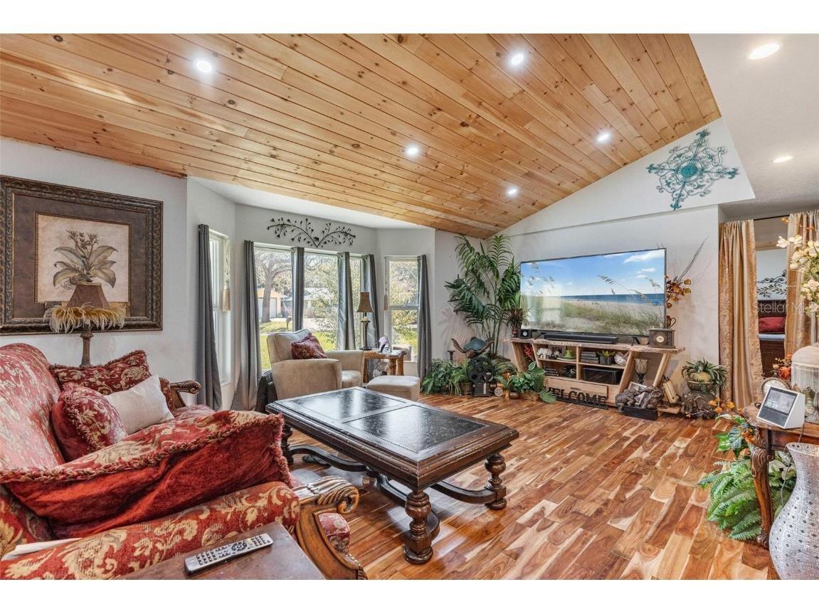 2910 Hardy Avenue New Smyrna Beach FL 32168 V4940855 image5