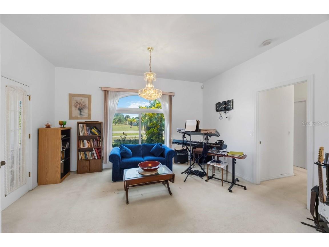 2910 Hermitage Boulevard Venice FL 34292 A4674607 image12