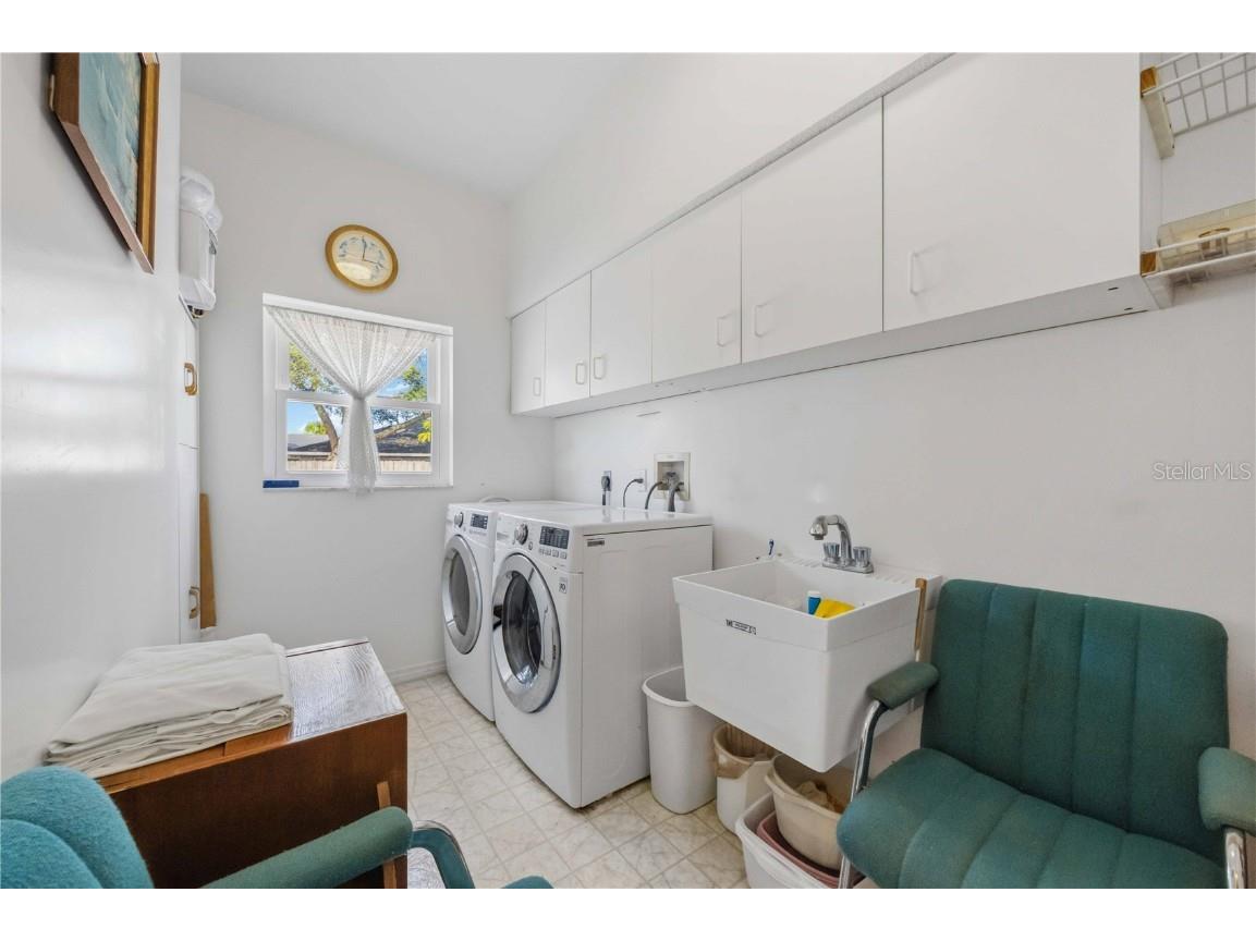 2910 Hermitage Boulevard Venice FL 34292 A4674607 image18