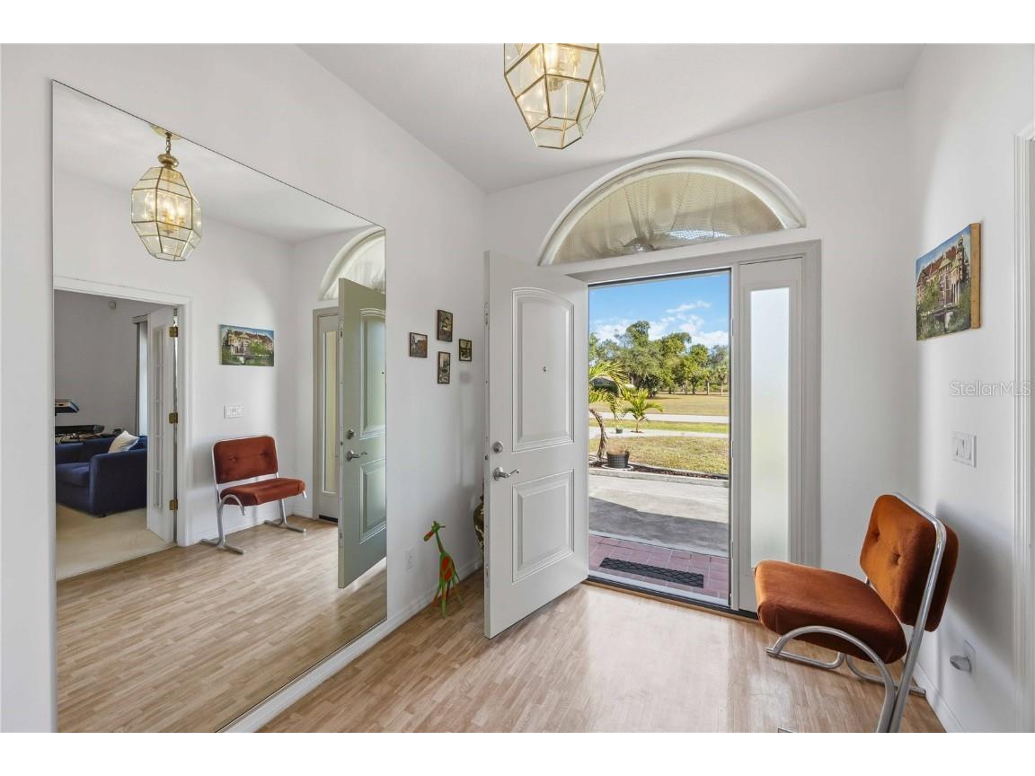 2910 Hermitage Boulevard Venice FL 34292 A4674607 image5