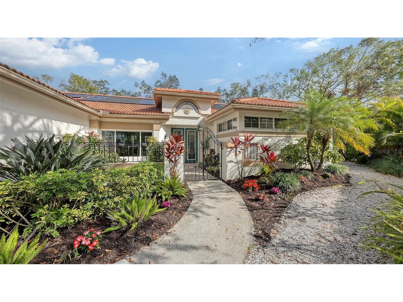 2910 Longleat Woods Sarasota FL 34235 A4632915 image1