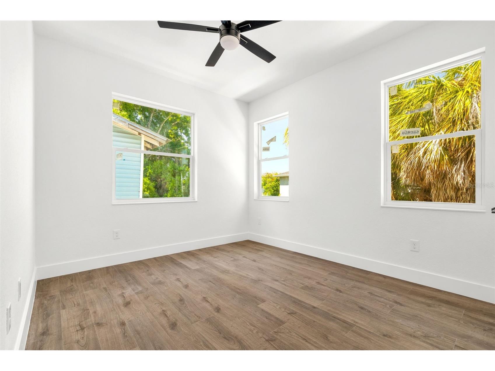 2910 N 21st Street Tampa FL 33605 A4694368 image14