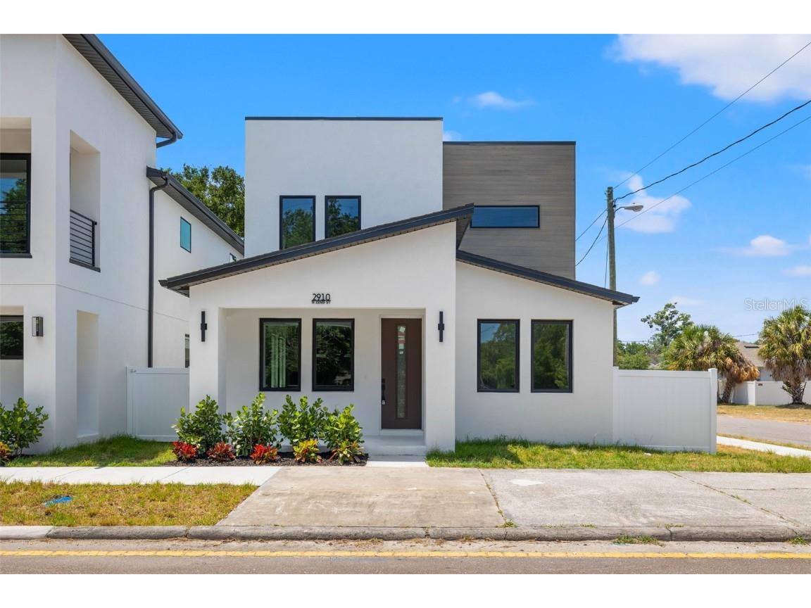 2910 N 22nd Street Tampa FL 33605 U8242442 image1