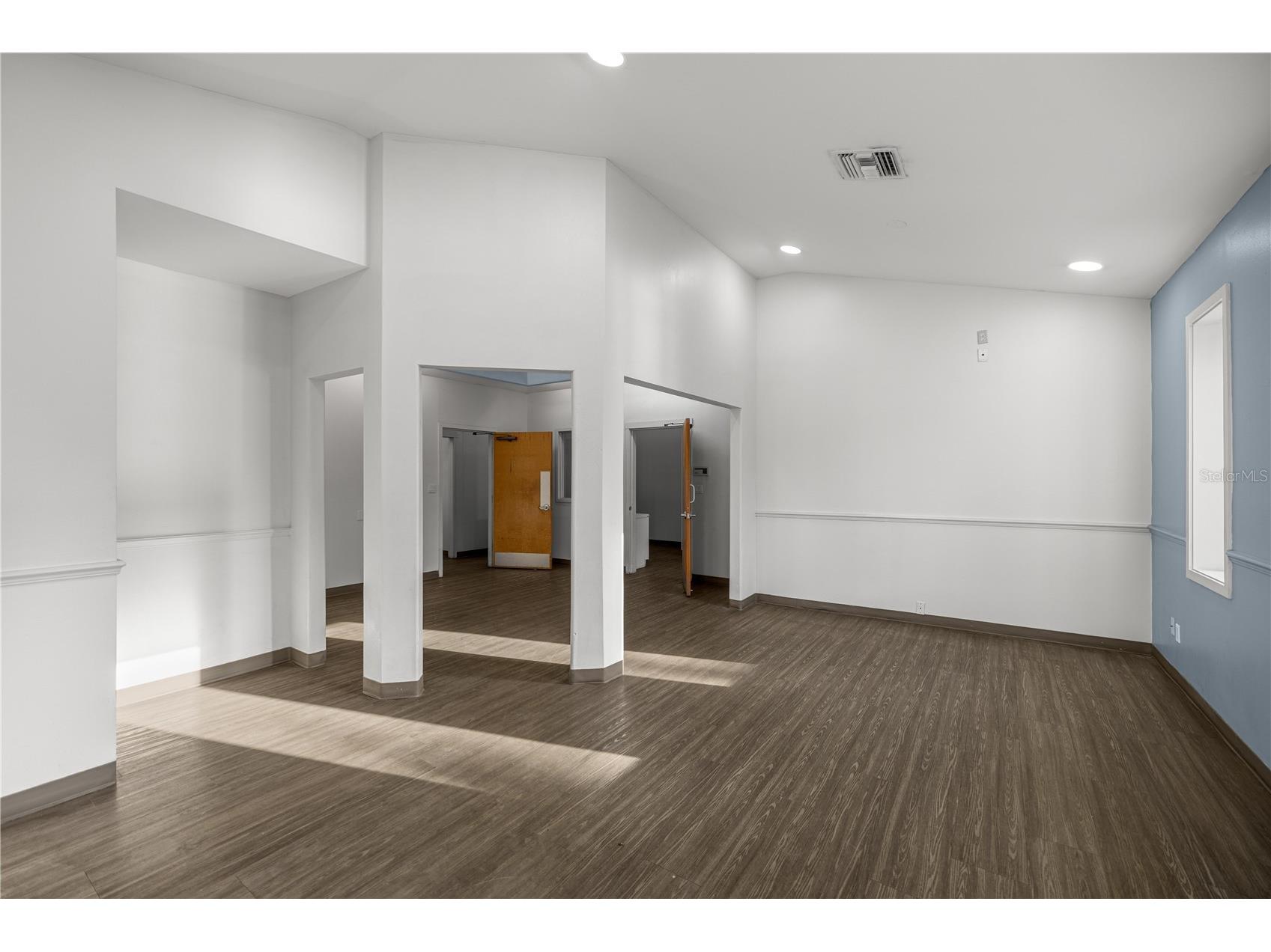 2910 SE 3rd Court #B Ocala FL 34471 OM708202 image3