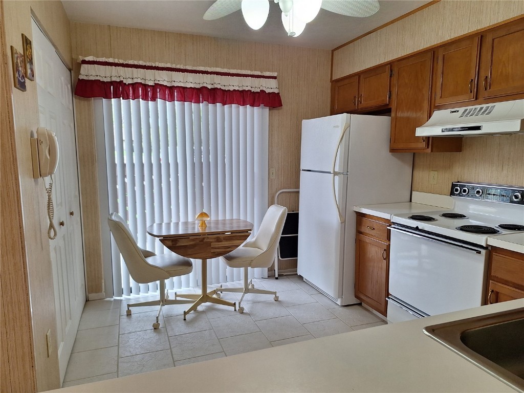 2910 Star Apple Court Palm Harbor FL 34684 TB8382789 image6