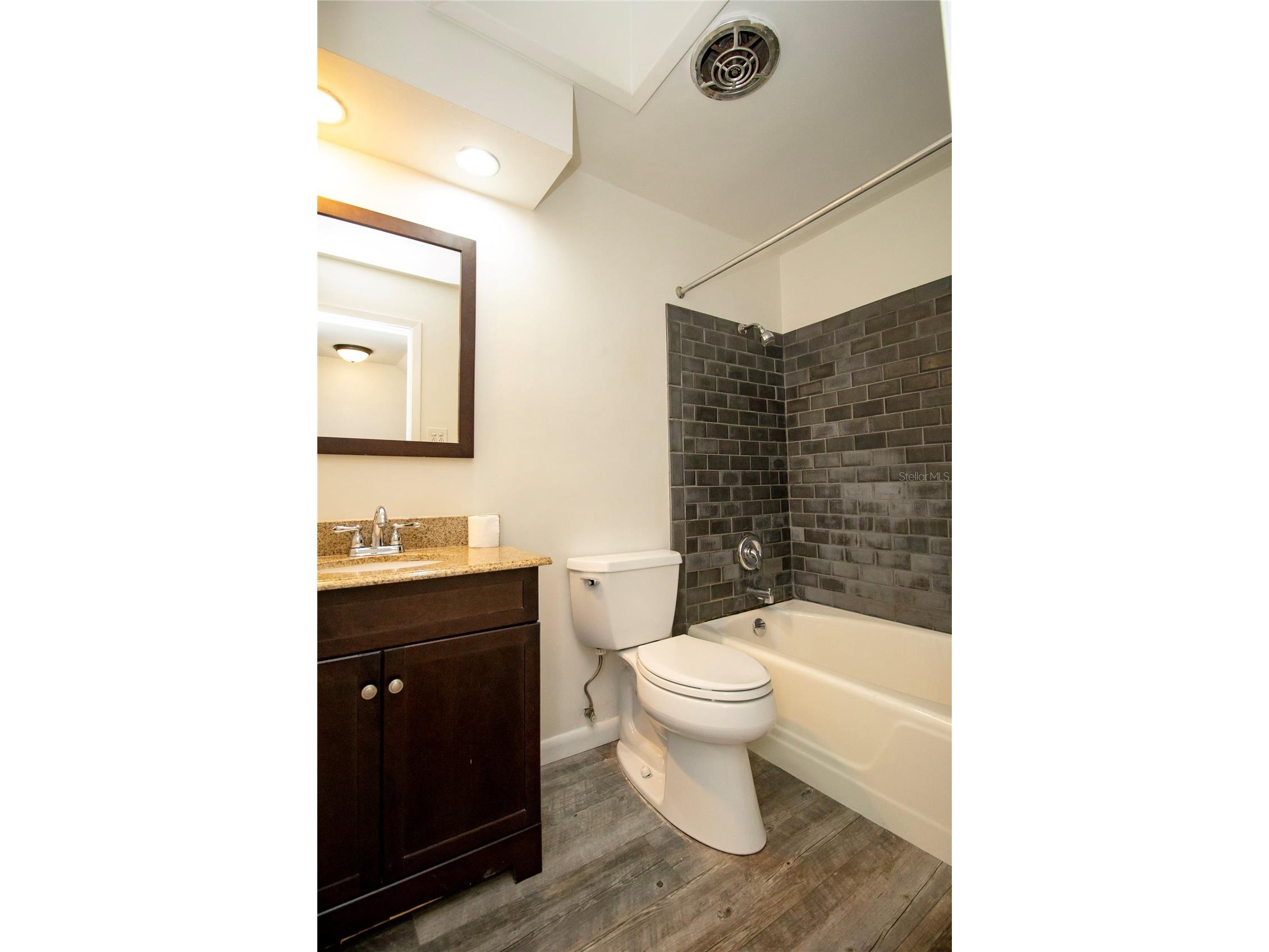 2910 SW 1st Avenue Gainesville FL 32607 OM719355 image30