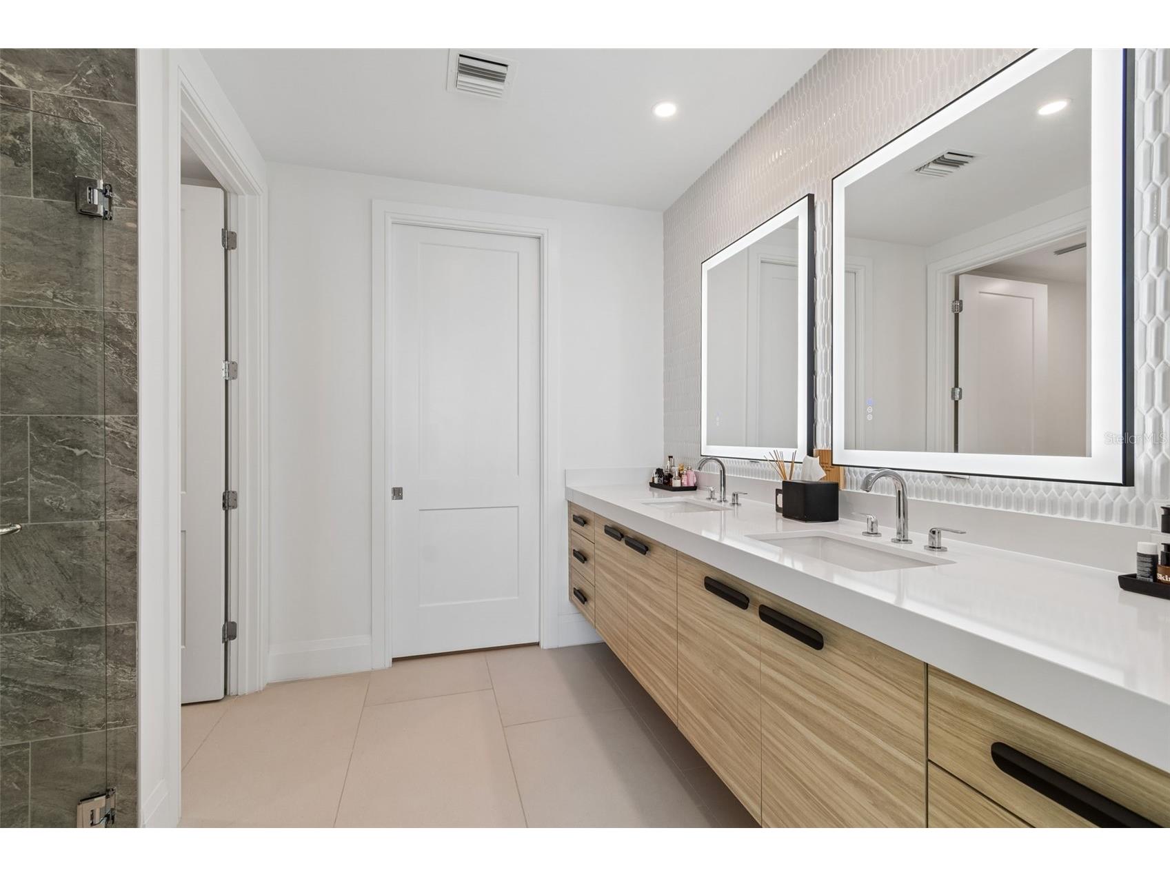 2910 W Barcelona Street #902 Tampa FL 33629 TB8507385 image32