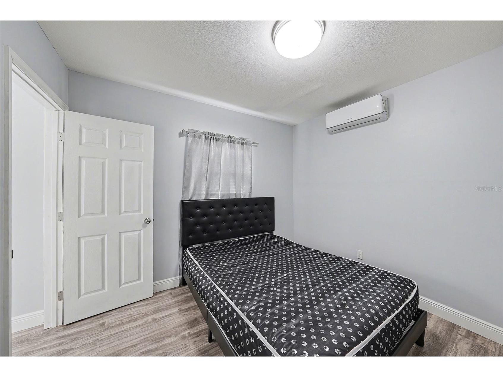 2910 W Burke Street Tampa FL 33614 TB8467672 image18