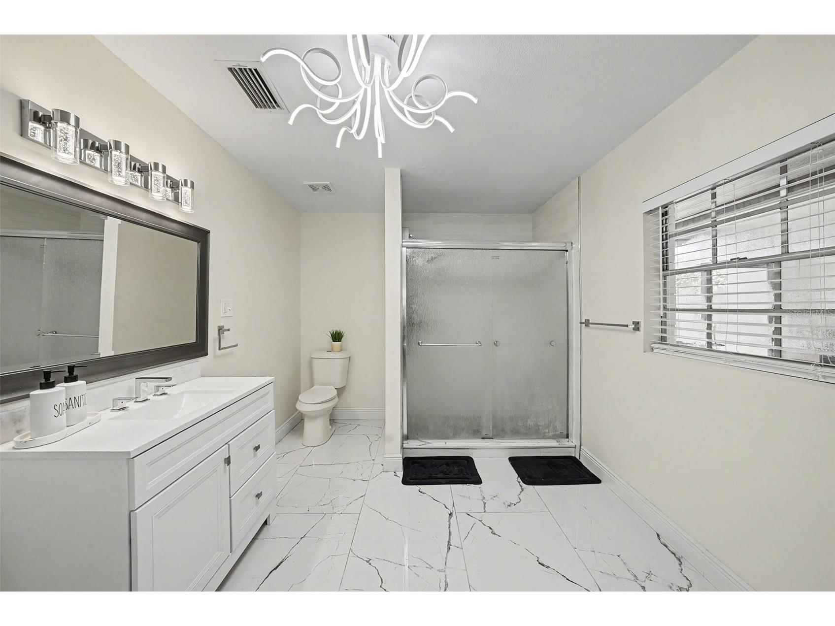 2910 W Burke Street Tampa FL 33614 TB8467672 image21