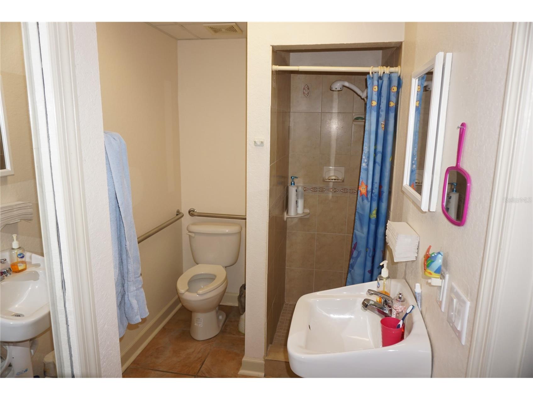 2910 & 2912 W Waters Avenue Tampa FL 33614 TB8502521 image15