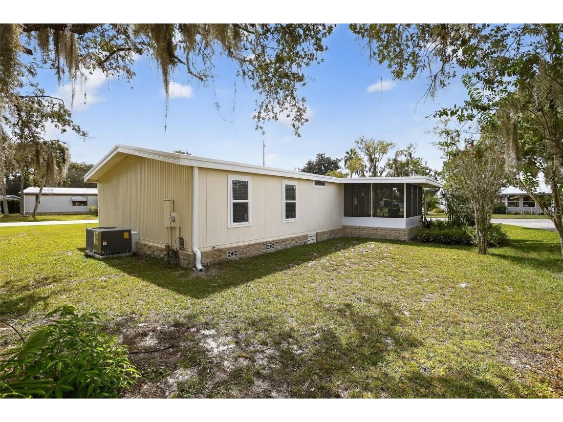 2910 Wekiva Road Tavares FL 32778 O6346845 image8