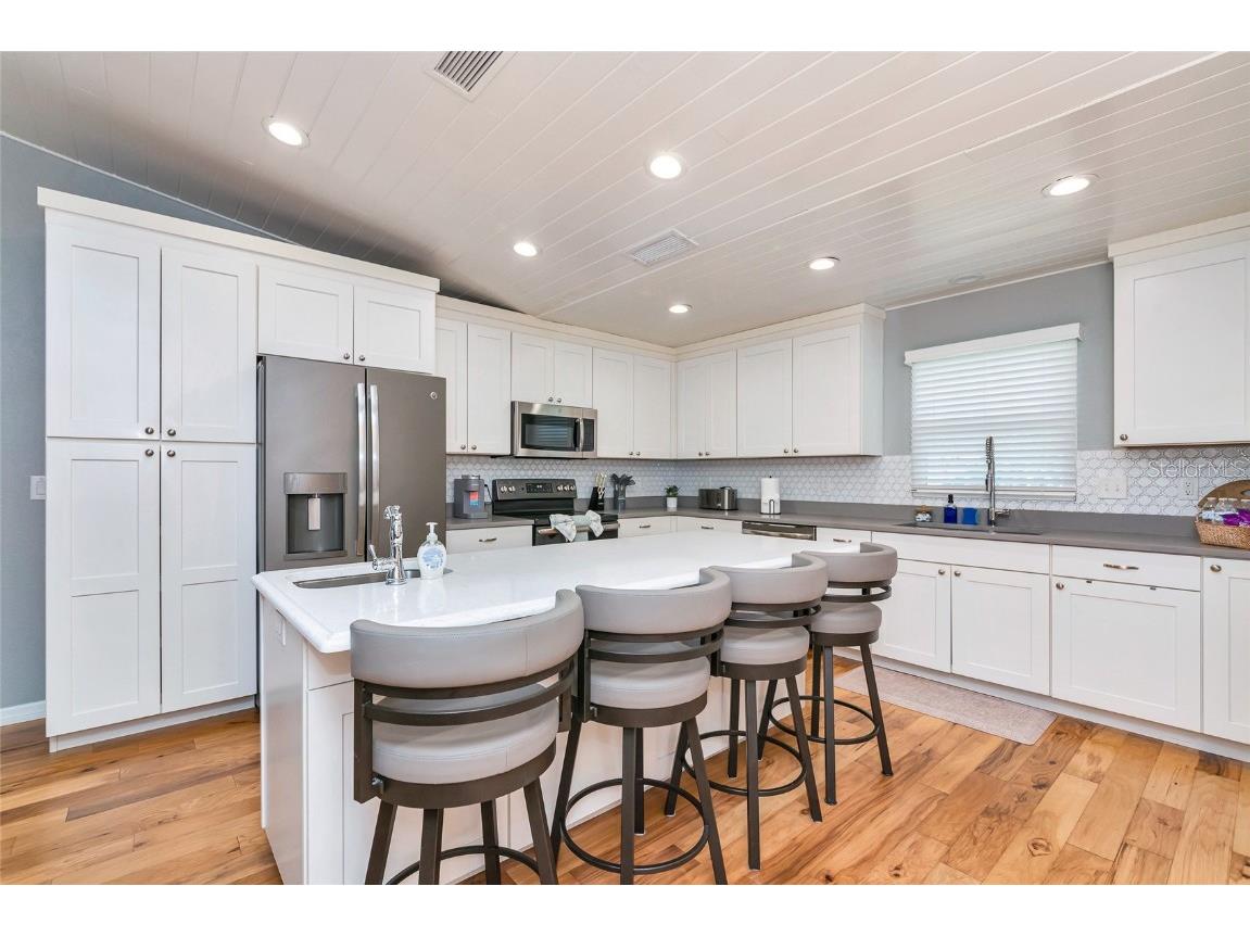 2910 Woodpine Court Sarasota FL 34231 A4665813 image10