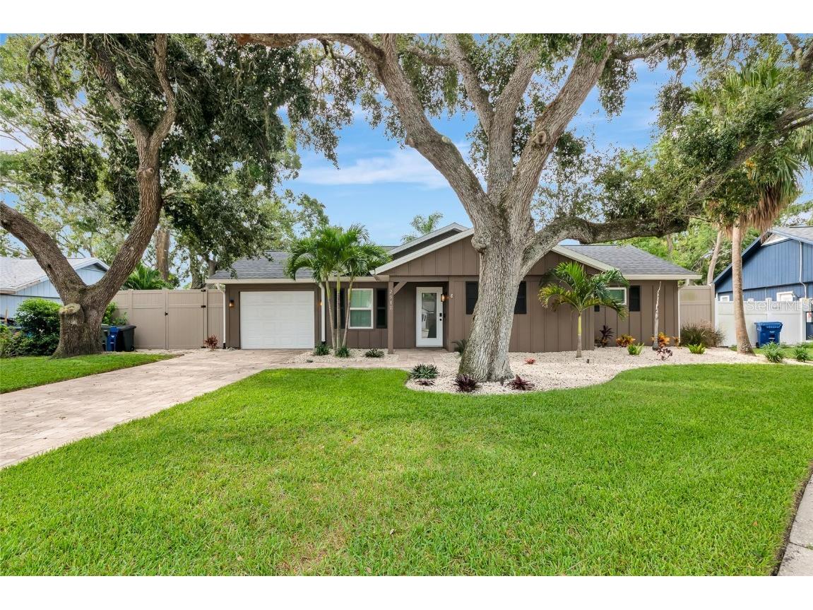 2910 Woodpine Court Sarasota FL 34231 A4665813 image4