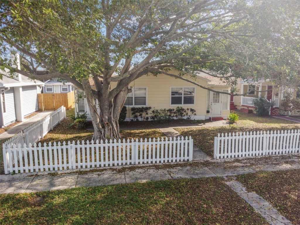 2911 10th Street N Saint Petersburg FL 33704 U8222683 image1