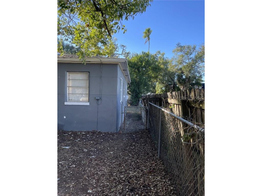 2911 N Woodrow Avenue Tampa FL 33602 TB8455971 image44