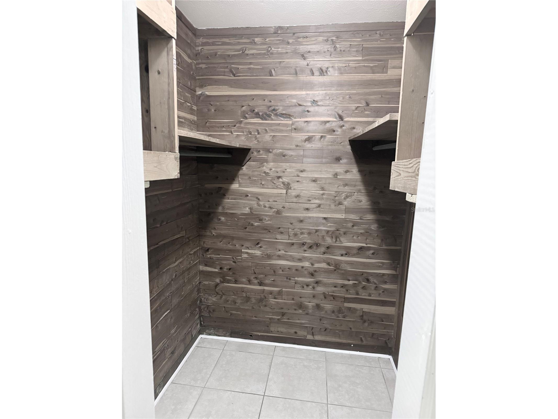 2911 Pafko Drive Sarasota FL 34232 A4688619 image19