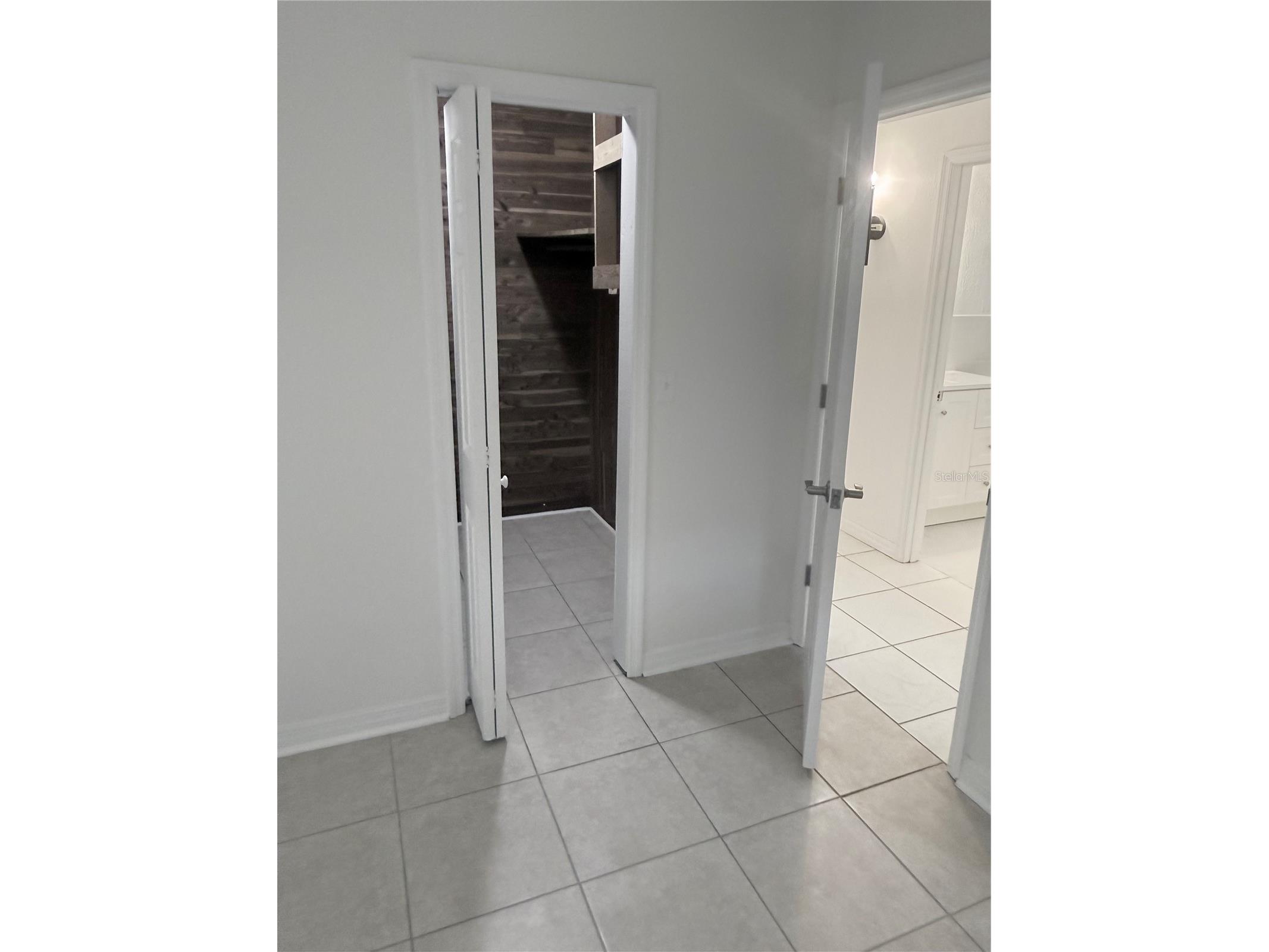 2911 Pafko Drive Sarasota FL 34232 A4688619 image25