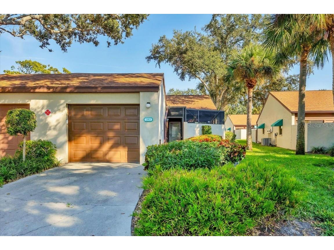2911 Park Lake Drive Bradenton FL 34209 A4672858 image1