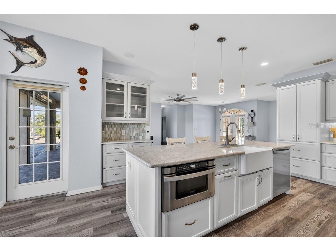 2911 Riverside Drive Punta Gorda FL 33950 C7518375 image10