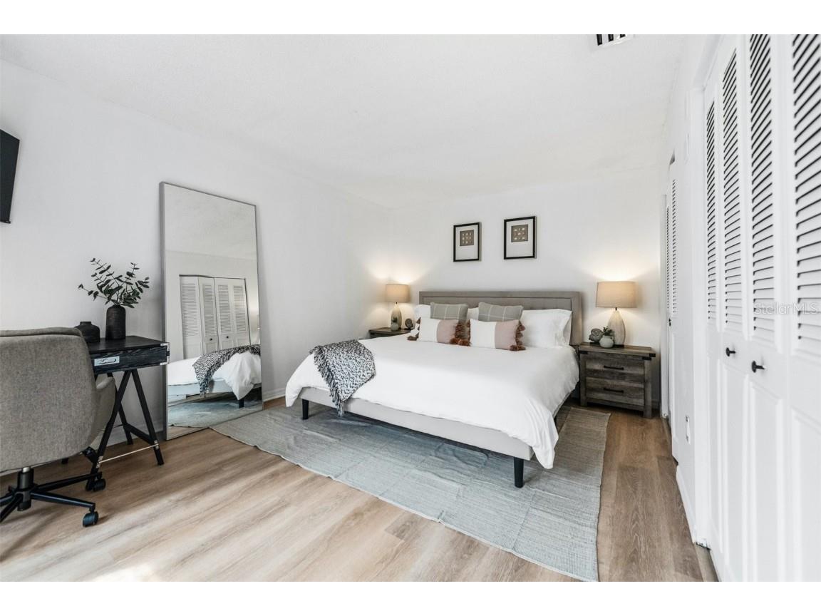 2911 Woodpine Court Sarasota FL 34231 W7881796 image23