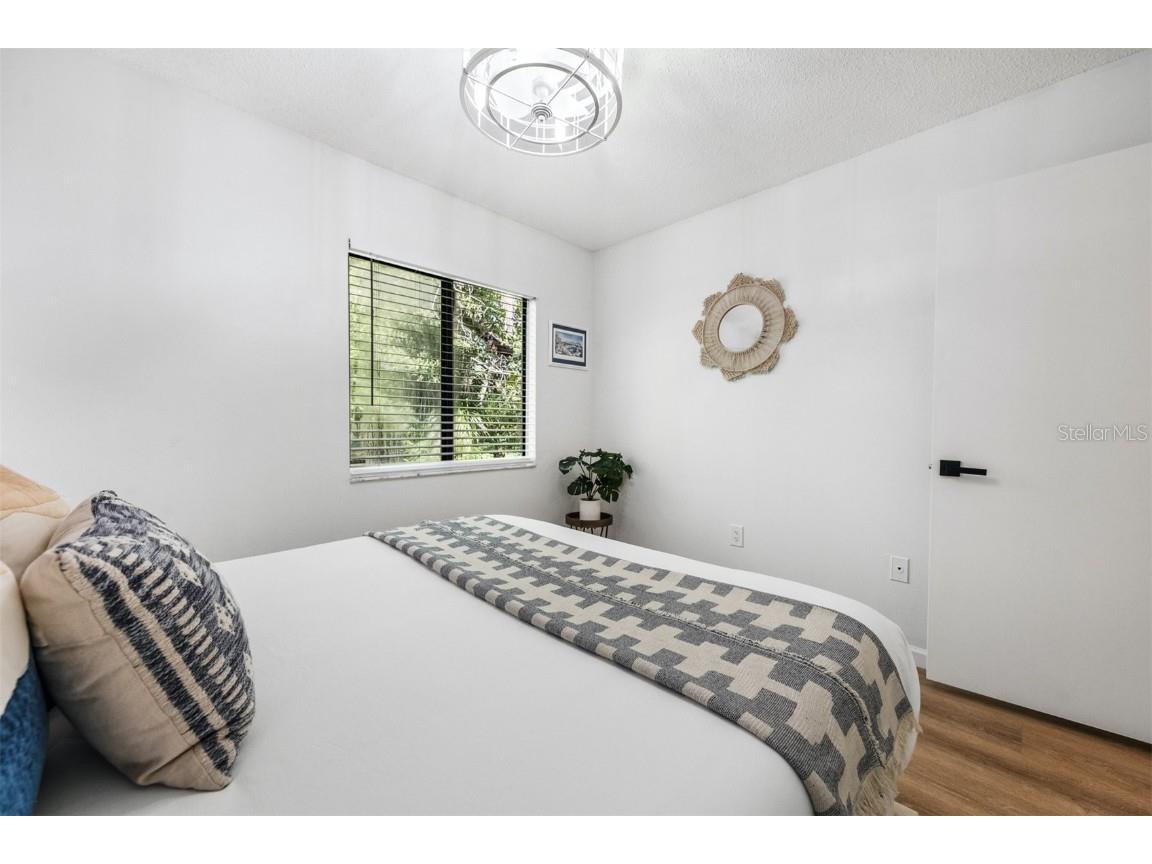 2911 Woodpine Court Sarasota FL 34231 W7881796 image40